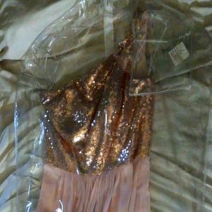 Size 6 B2 Jasmine Rose gold and peach dress